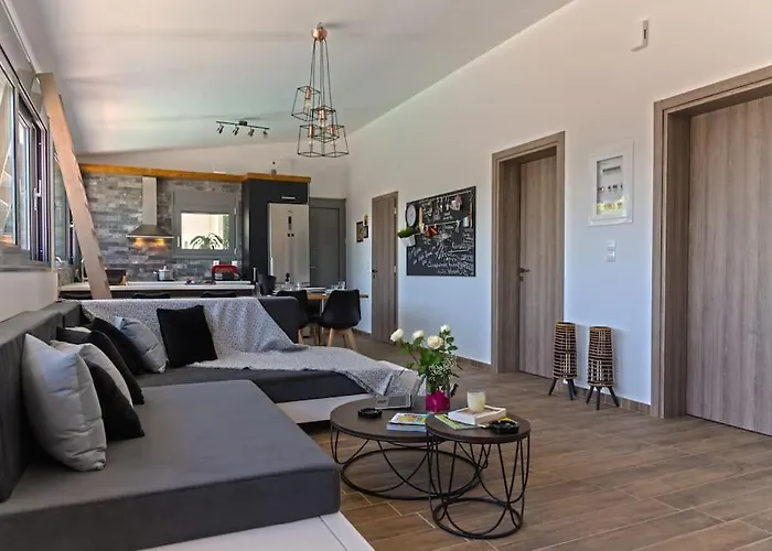 Thermis Luxury Villa, Loutraki