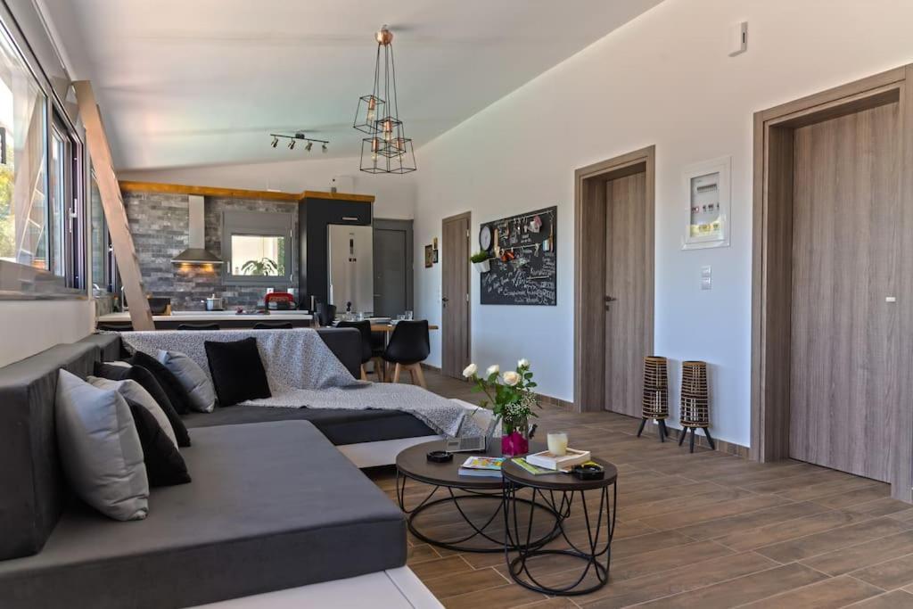 Thermis Luxury Villa, Loutraki (Corinthia)